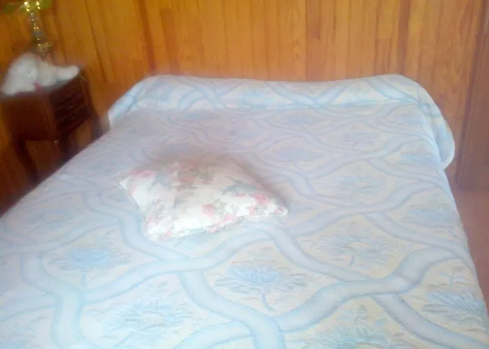 Charmante Maison Avec Piscine Privee A Orsanco - 70 M²